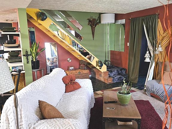 4th image of 3642 N Newgate Ln
