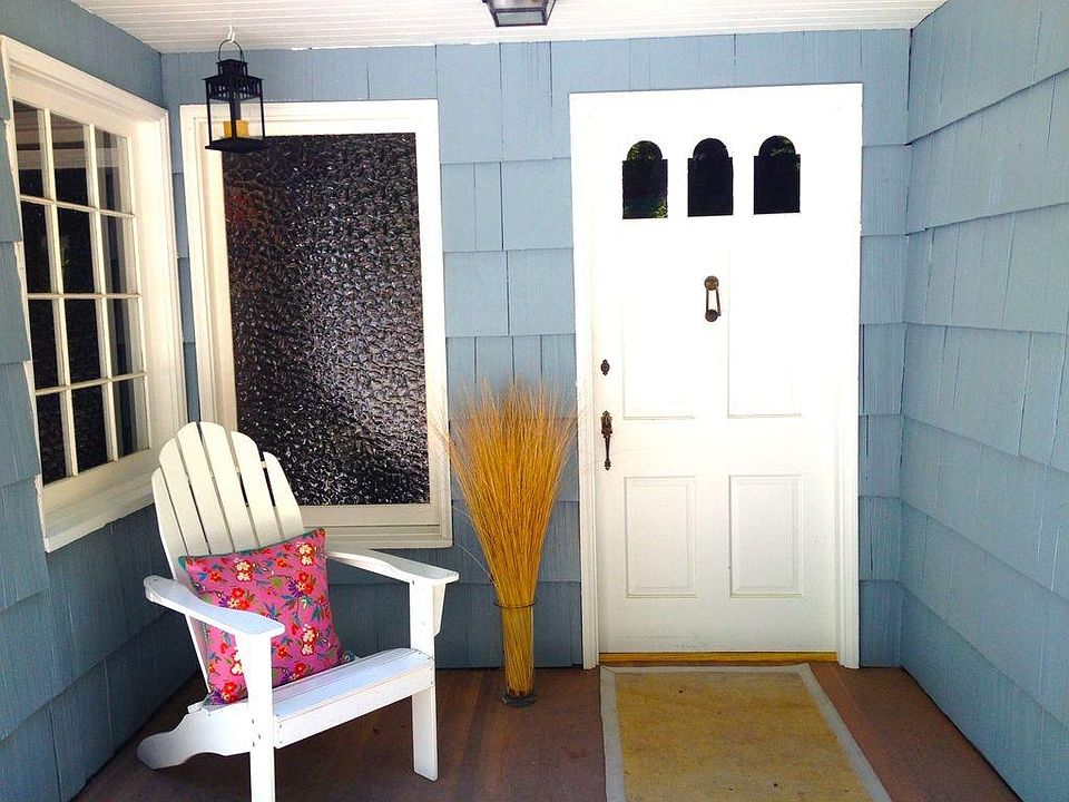 1st image of 10360 NE Beach Crest Dr