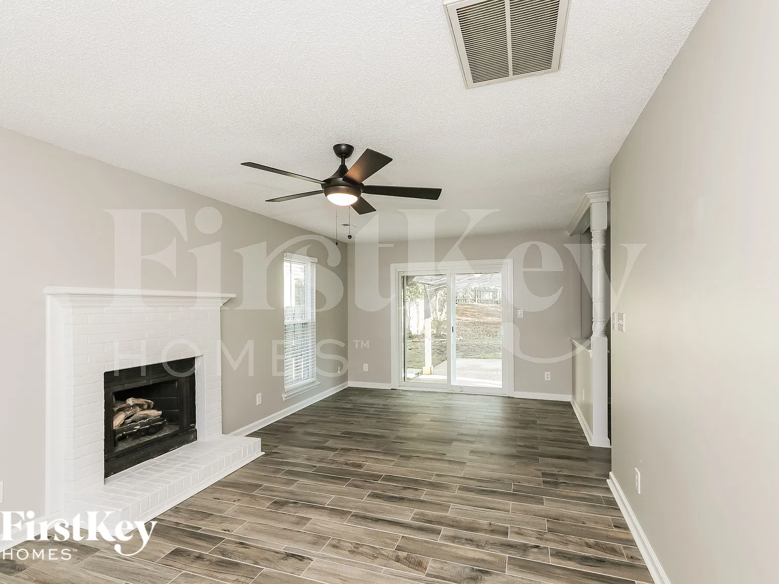 3 bed, 2.5 bath, 1734 sqft, $3,000 — Photo 4
