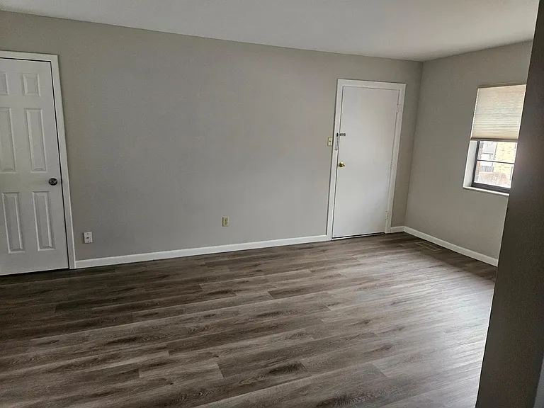 439 S Clay Ave #5 — Photo 5