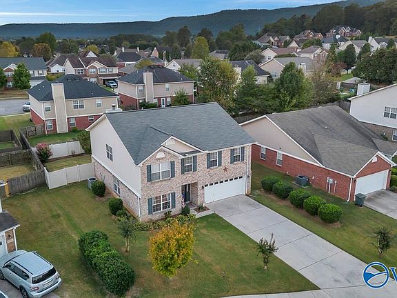 2nd image of 4820 Inglewood Ct SE