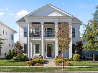 11018 Monkshood Dr, Prospect, KY 40059