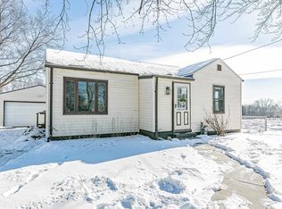 1129 Lime Kiln Rd, Green Bay, WI 54302