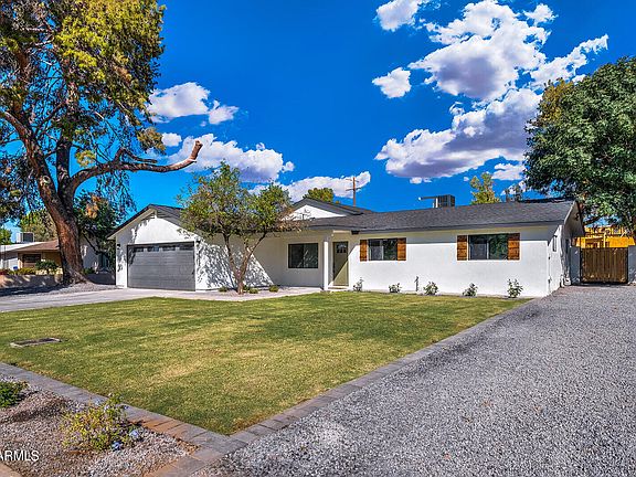 3rd image of 2838 E TURNEY Avenue