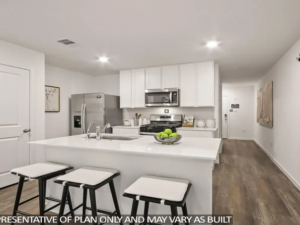 11703 Ruffian Dr, Willis, TX 77318