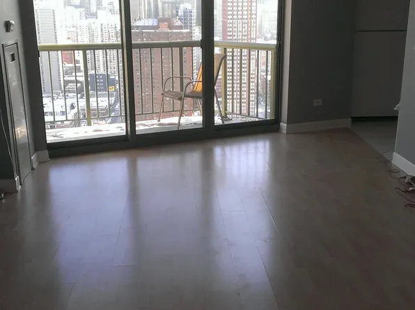 111 W Maple St APT 3312, Chicago, IL 60610