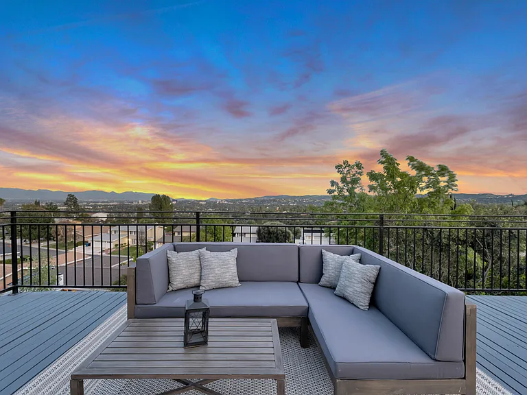 5952 Woodland View Dr — Photo 5