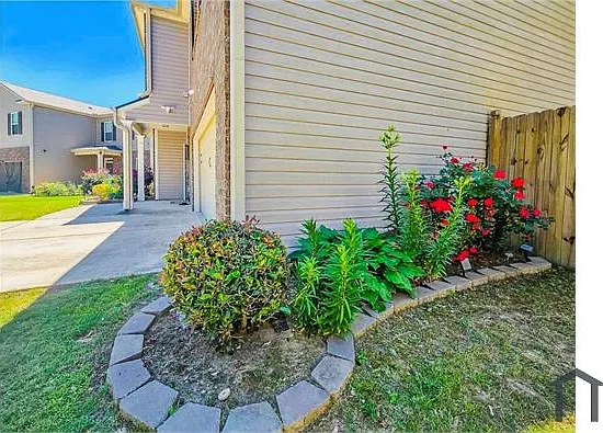 105 Arbor Creek Way
