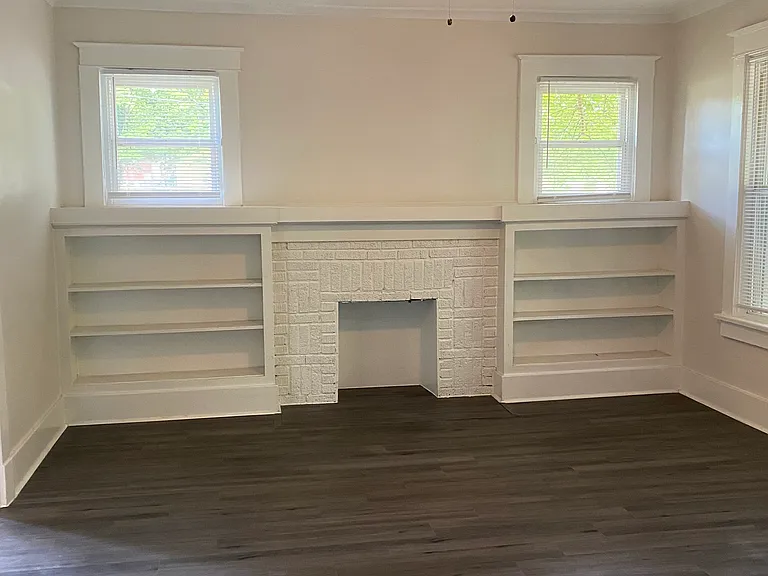 1719 Holman Ave — Photo 2