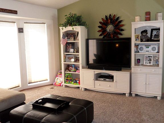 5th image of 1103 S Glenn Ln
