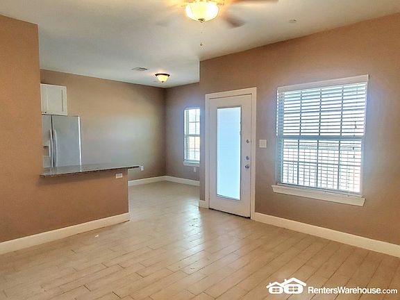 3rd image of 1820 Jacquelyn Dr Unit 206