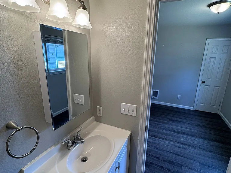 316 S Granite Ave #2 — Photo 4