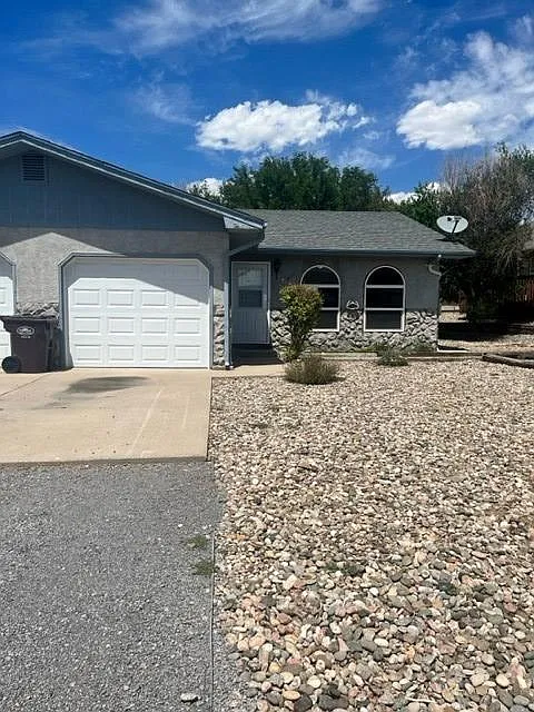2 bed, $1,750 — Photo 1