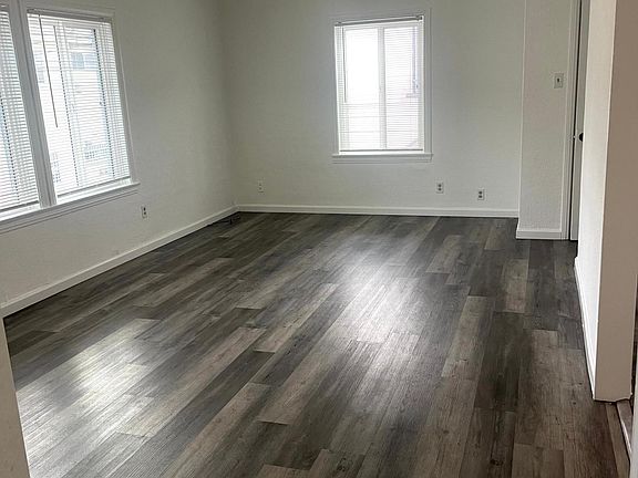 4th image of 1241 W 19th St #1241B