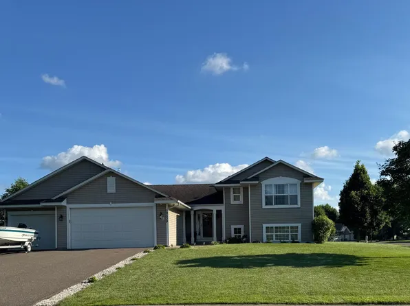 10539 56th St NE, Albertville, MN 55301