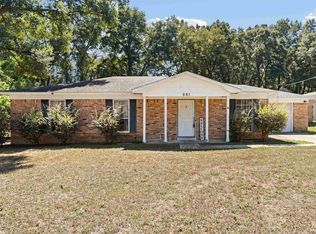 851 Debonair Dr, Mobile, AL 36695