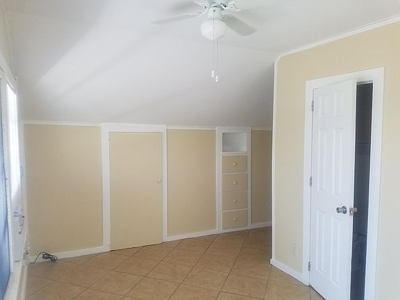 4th image of 2624 SW Conch Cove Ln
