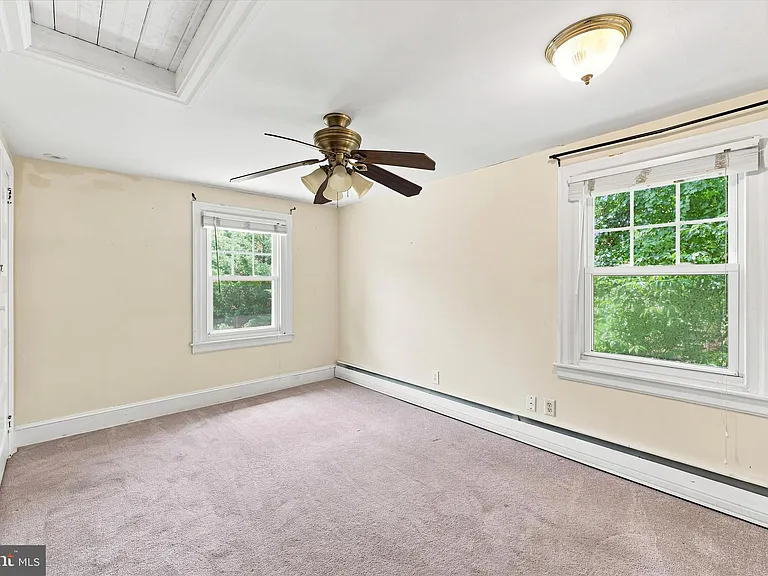 943 Fairview Ave — Photo 20