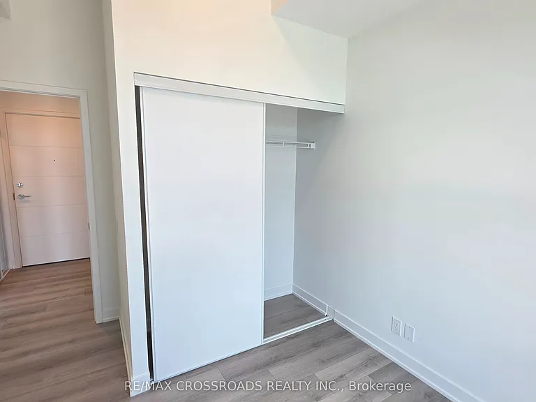 20 Deans Dr #902 — Photo 40