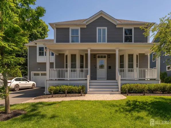26 Washington Pl, Metuchen, NJ 08840