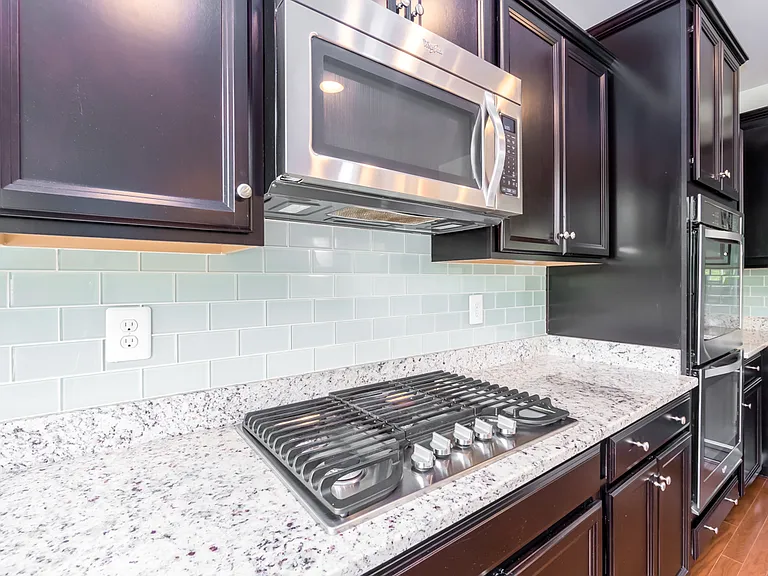 33 Shepherds Hook Way — Photo 4