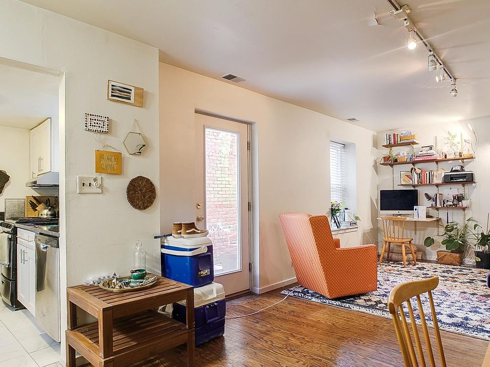 Overall view of kitchen/living