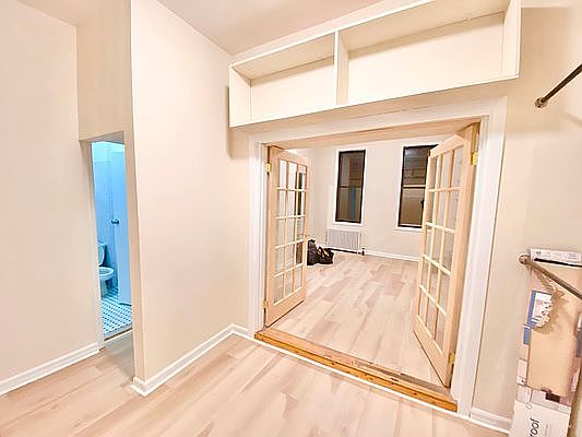 4th image of 12-13 Astoria Blvd #3