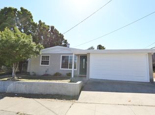 17943 Redwood Rd, Castro Valley, CA 94546