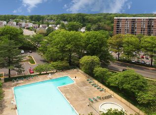 2300 Pimmit Dr APT 1408, Falls Church, VA 22043