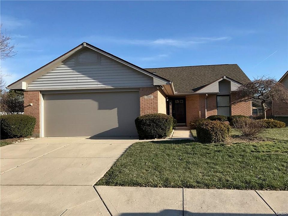 2nd image of 300 Windhaven Ct