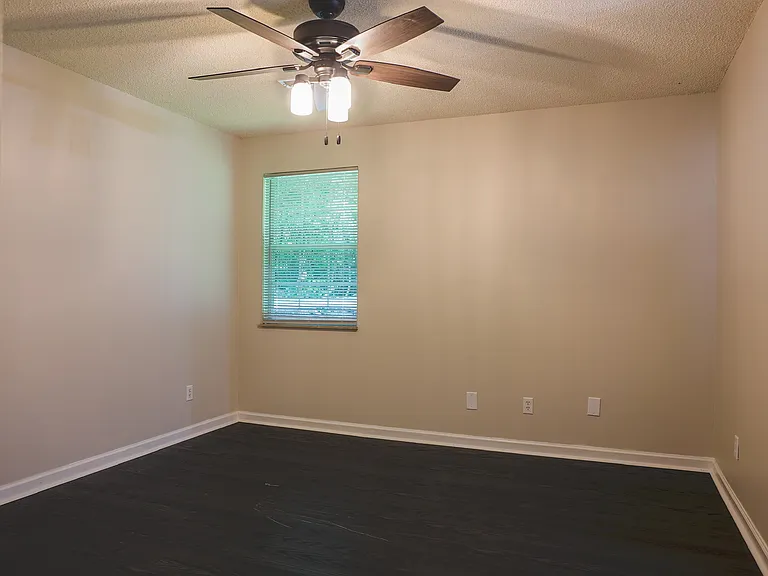 2317 Tori Rd — Photo 16