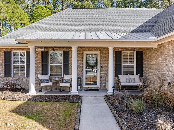 4th image of 413 Grenedad Court