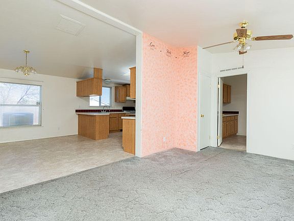 5th image of 1507 E Sunrise Dr