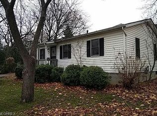 2442 Ardwell Ave, Akron, OH 44312