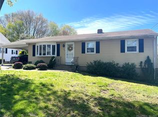 135 Hillcrest Ave, Meriden, CT 06451