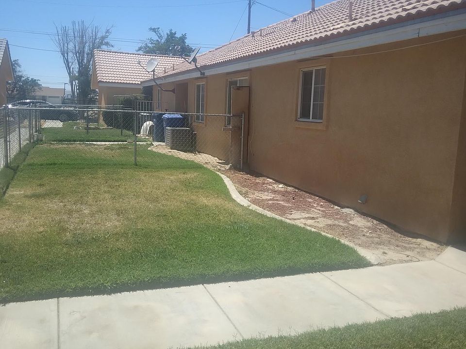 2nd image of 45022 Redwood Ave