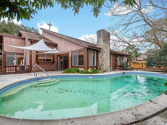 2nd image of 12843 Covey Ln
