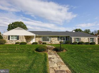 701 Pershing Ave, Ephrata, PA 17522