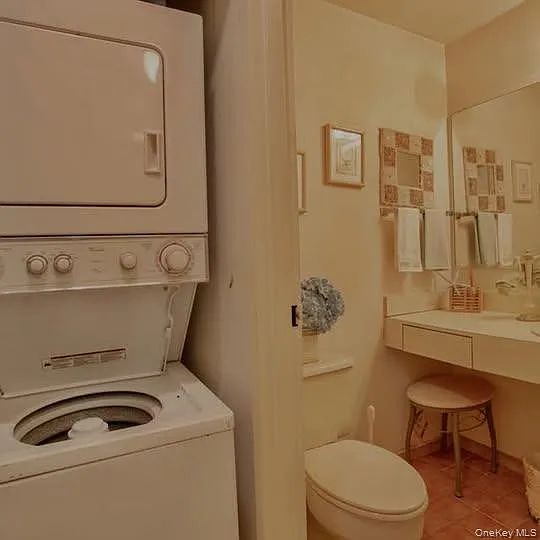 360 Shore Rd #2H — Photo 8
