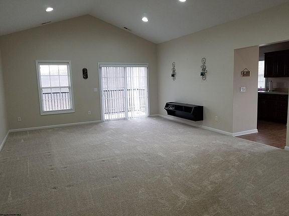 4th image of 55 Barrington Ct Suite 201