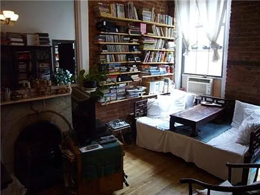Rented by RC Realty Group of New York Inc | media 32