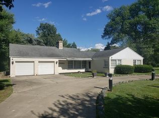 1N615 Ingalton Ave, West Chicago, IL 60185