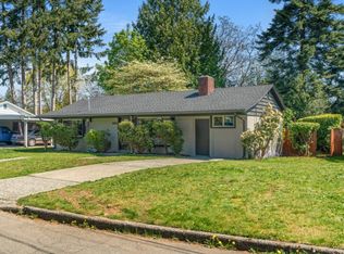 858 Queen Ave NE, Renton, WA 98056
