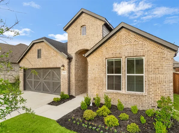 2446 Pebble Bank Ln, Midlothian, TX 76065
