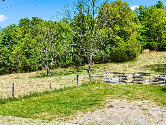 3rd image of 178 Buttermilk Rd