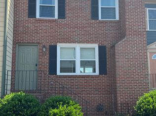 11 Lafayette Sta, Fredericksburg, VA 22401