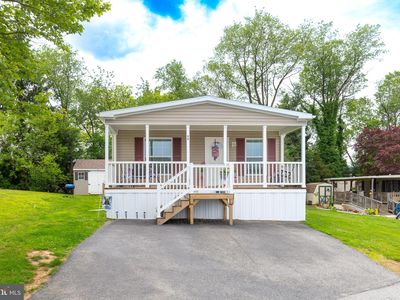 24 Lyle Cir, York, PA, 17402