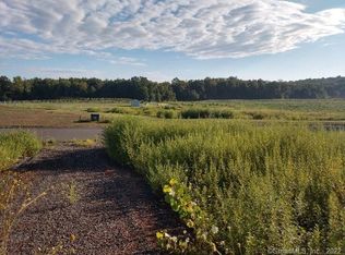 18 Heritage Farm Rd, East Granby, CT 06026