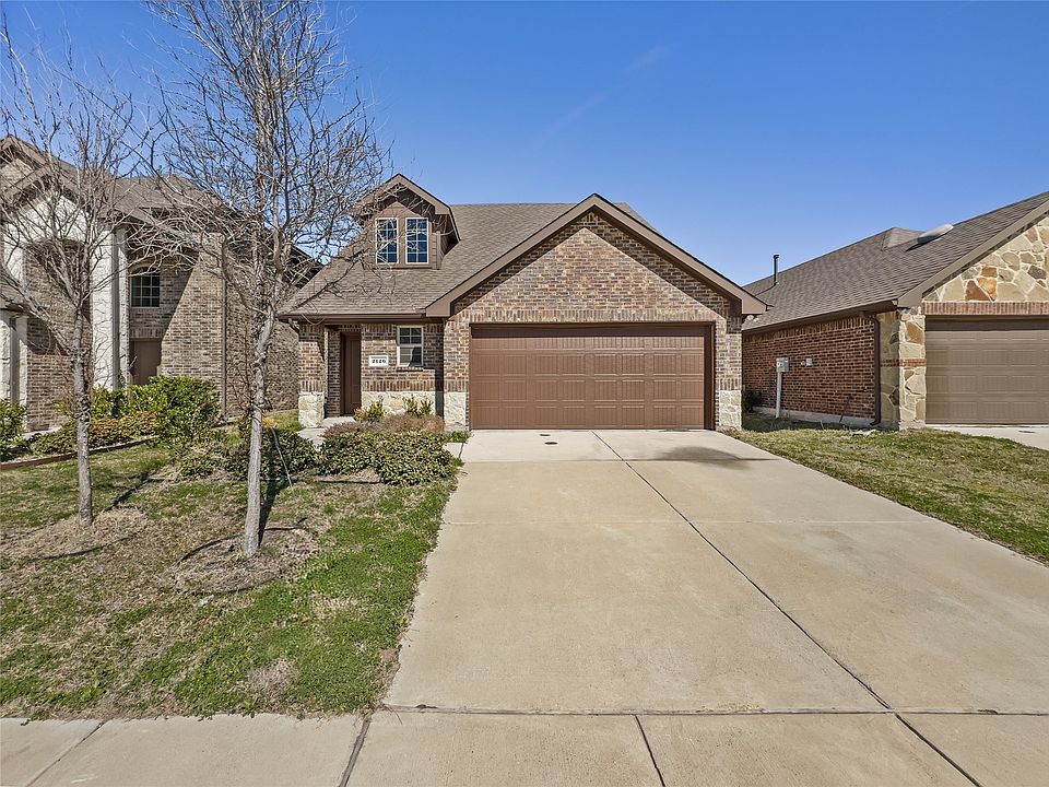 1st image of 2126 Hobby Dr