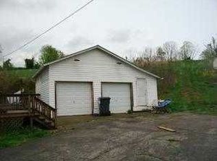 30243 Mayo Trail Rd, Catlettsburg, KY 41129